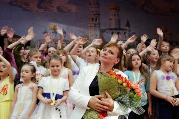 10-ый Юбилейный Отчётный концерт Студии вокала «Хит-Парад» под руководством Аряшевой Оксаны Алексеевны (МОК Марьино №2110, 25 мая 2016)